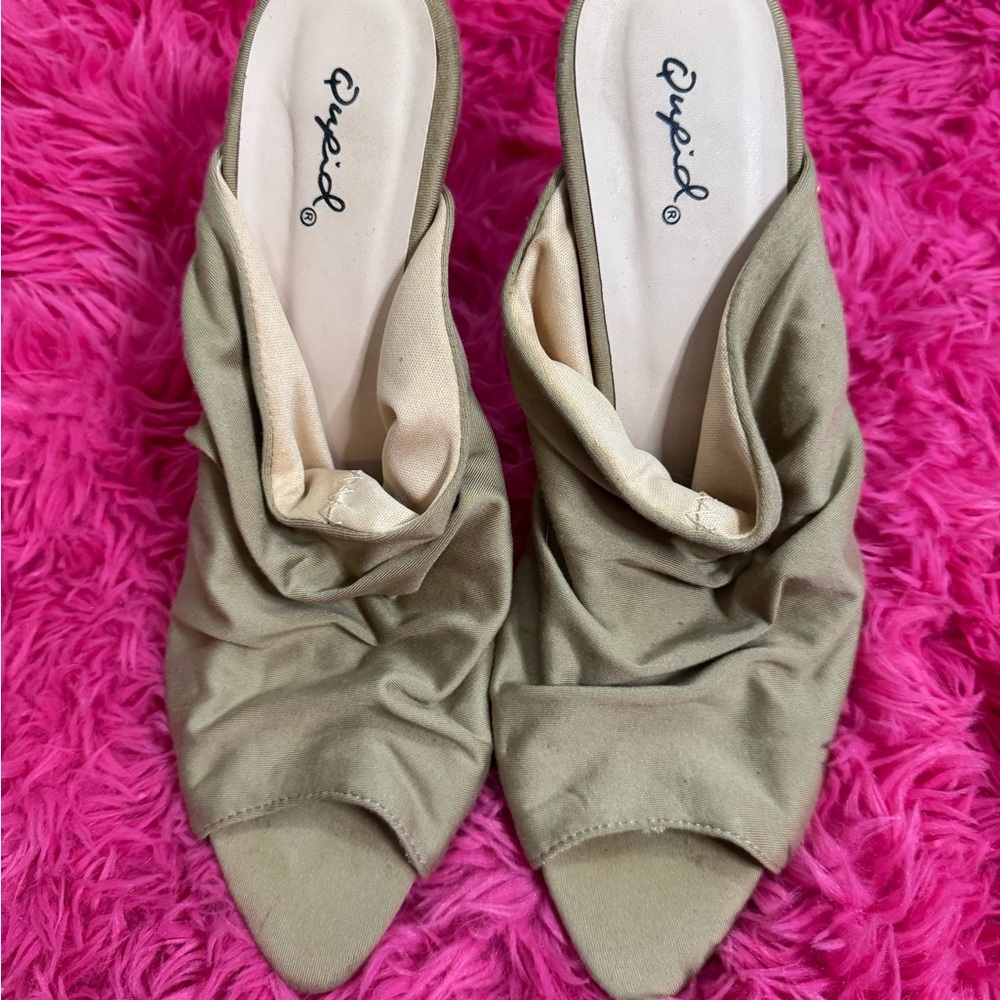 Qupid Tan Mules Minimalist Suede-Like Design - size 9 - Picture 2 of 7